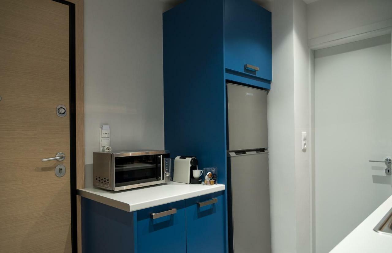 Central Cozy Studio With A Secret Garden Афины Экстерьер фото