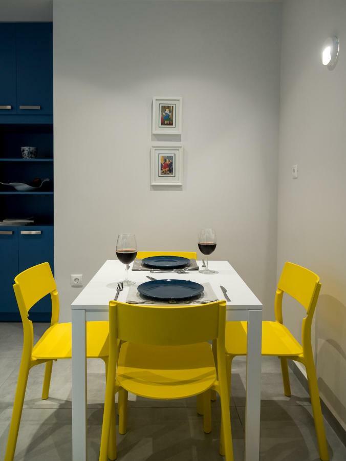 Central Cozy Studio With A Secret Garden Афины Экстерьер фото